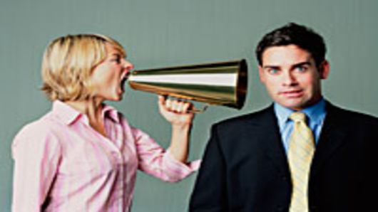 40436865-yelling_bullhorn_200.530x298